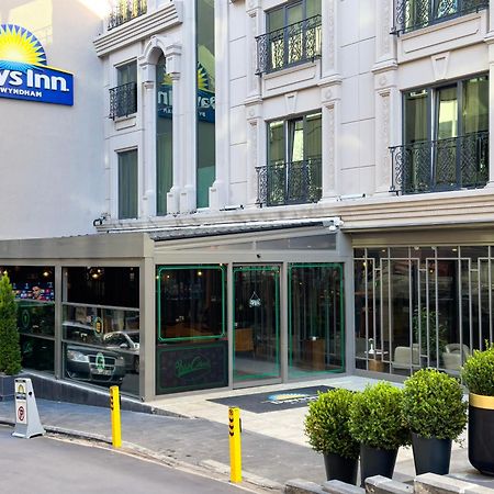 Days Inn By Wyndham Istanbul Bomonti Exterior photo