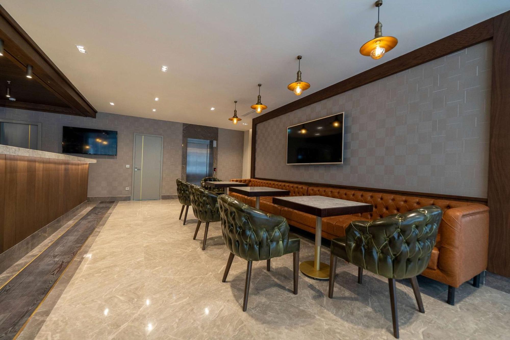 Days Inn By Wyndham Istanbul Bomonti Exterior photo
