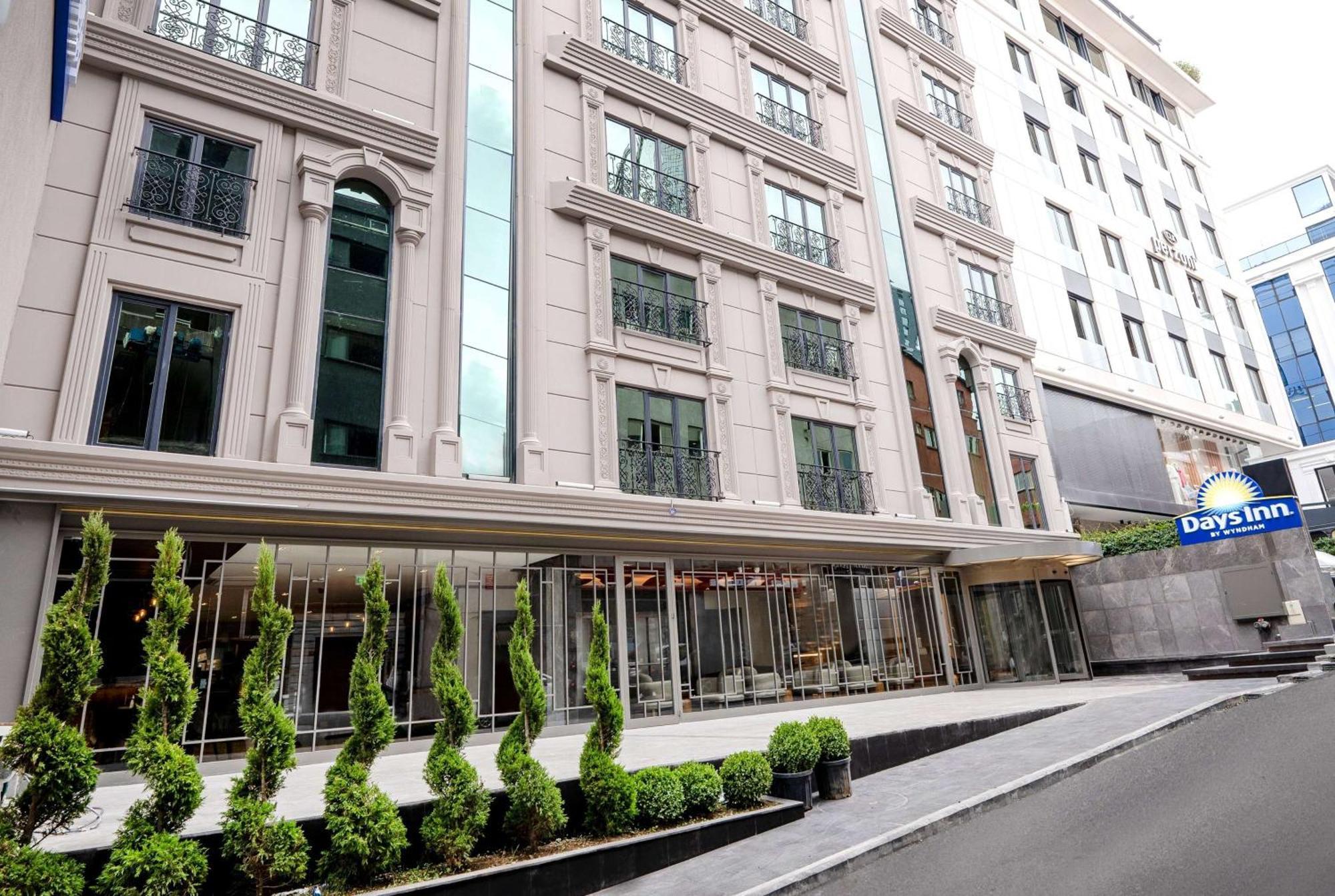 Days Inn By Wyndham Istanbul Bomonti Exterior photo